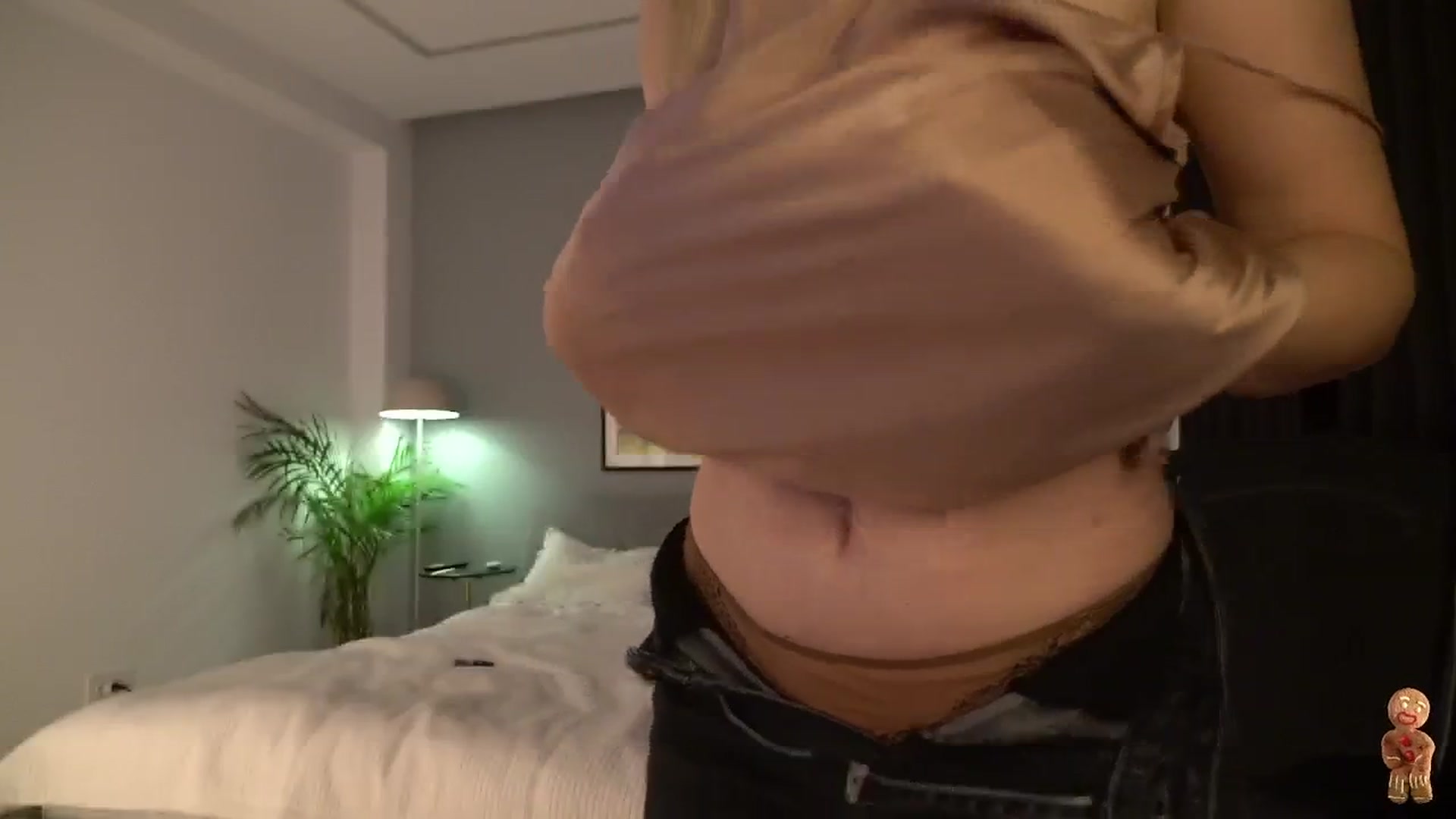 Gallery image thumbnail from happyendings_'s myfreecams stream on, 12/13/2025, 05:21 image 5 of 20