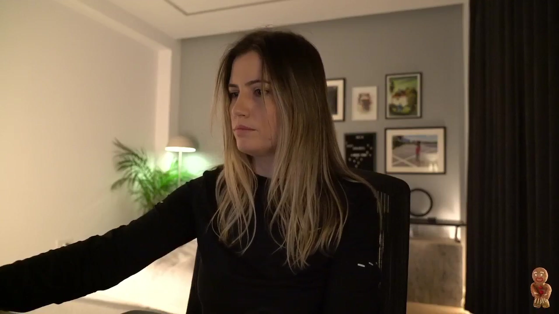 Gallery image thumbnail from happyendings_'s myfreecams stream on, 12/14/2025, 05:45 image 15 of 20
