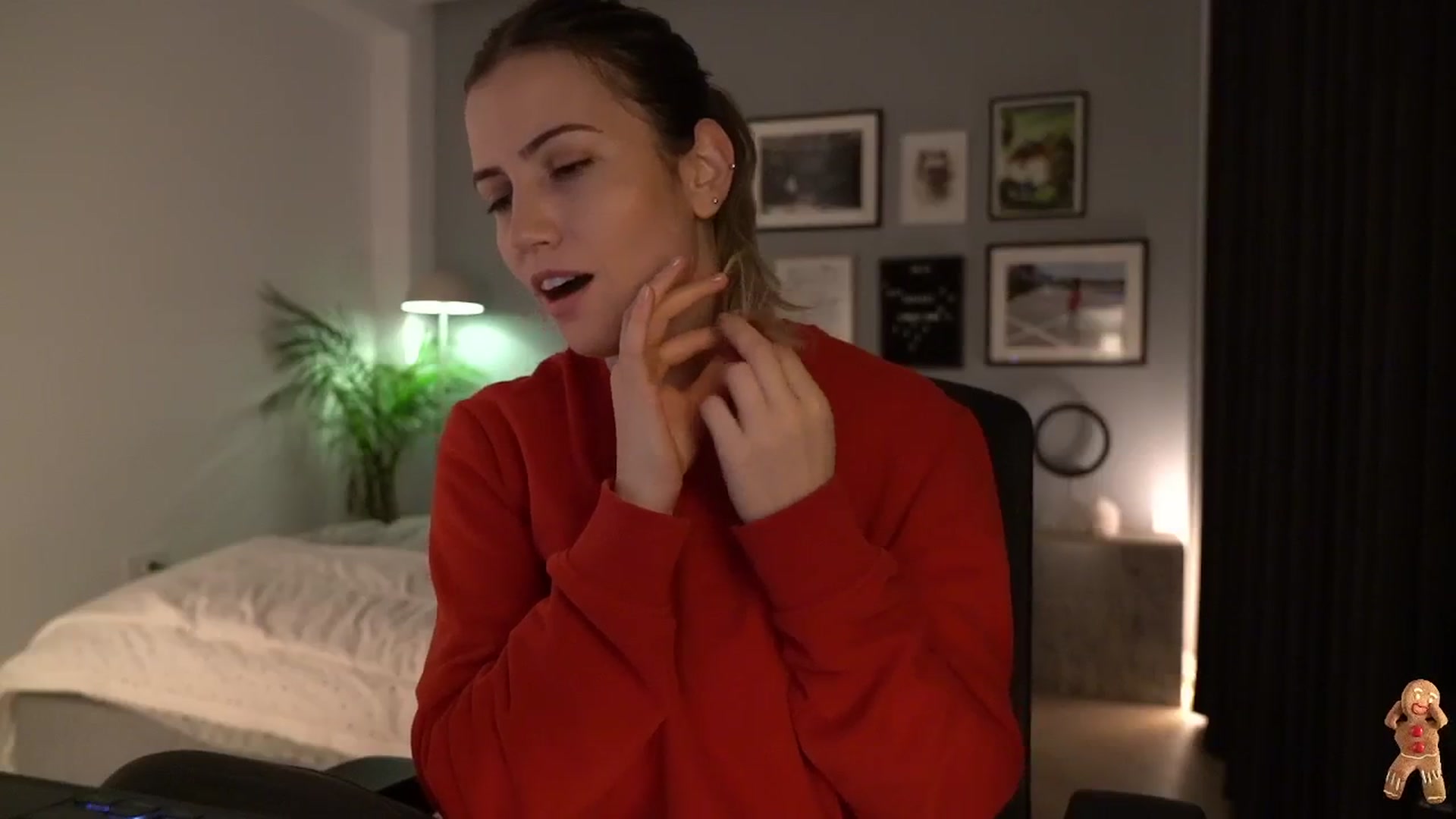 Gallery image thumbnail from happyendings_'s myfreecams stream on, 12/19/2025, 05:13 image 2 of 20