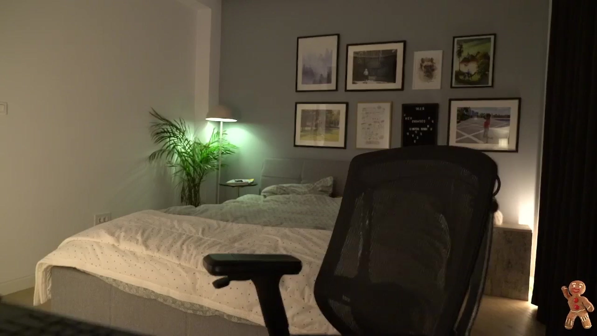 Gallery image thumbnail from happyendings_'s myfreecams stream on, 12/19/2025, 05:13 image 9 of 20
