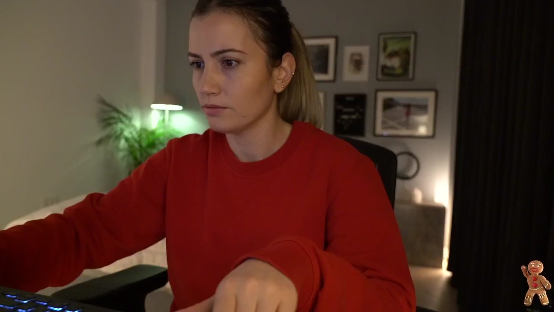 Gallery image thumbnail from happyendings_'s myfreecams stream on, 12/19/2025, 05:13 image 3 of 20