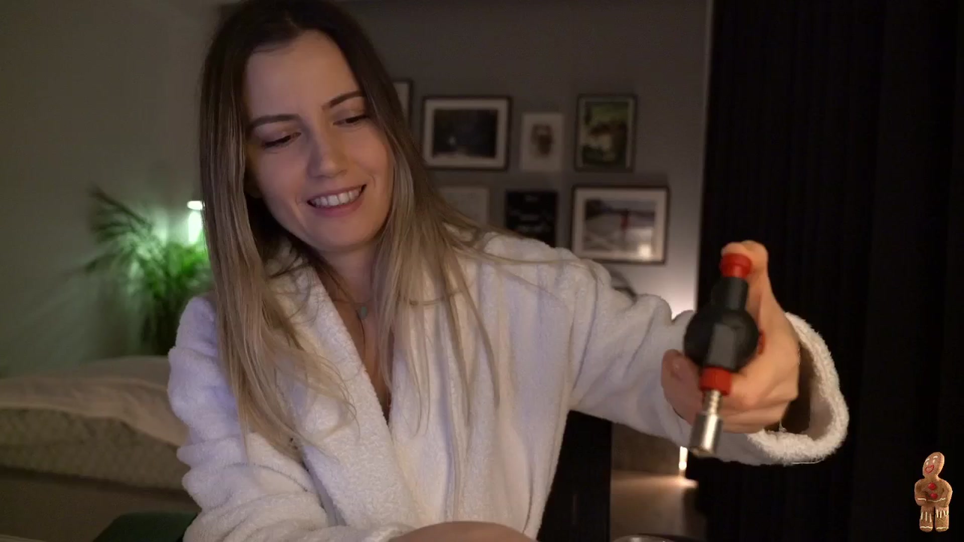 Gallery image thumbnail from happyendings_'s myfreecams stream on, 12/21/2025, 22:53 image 1 of 20