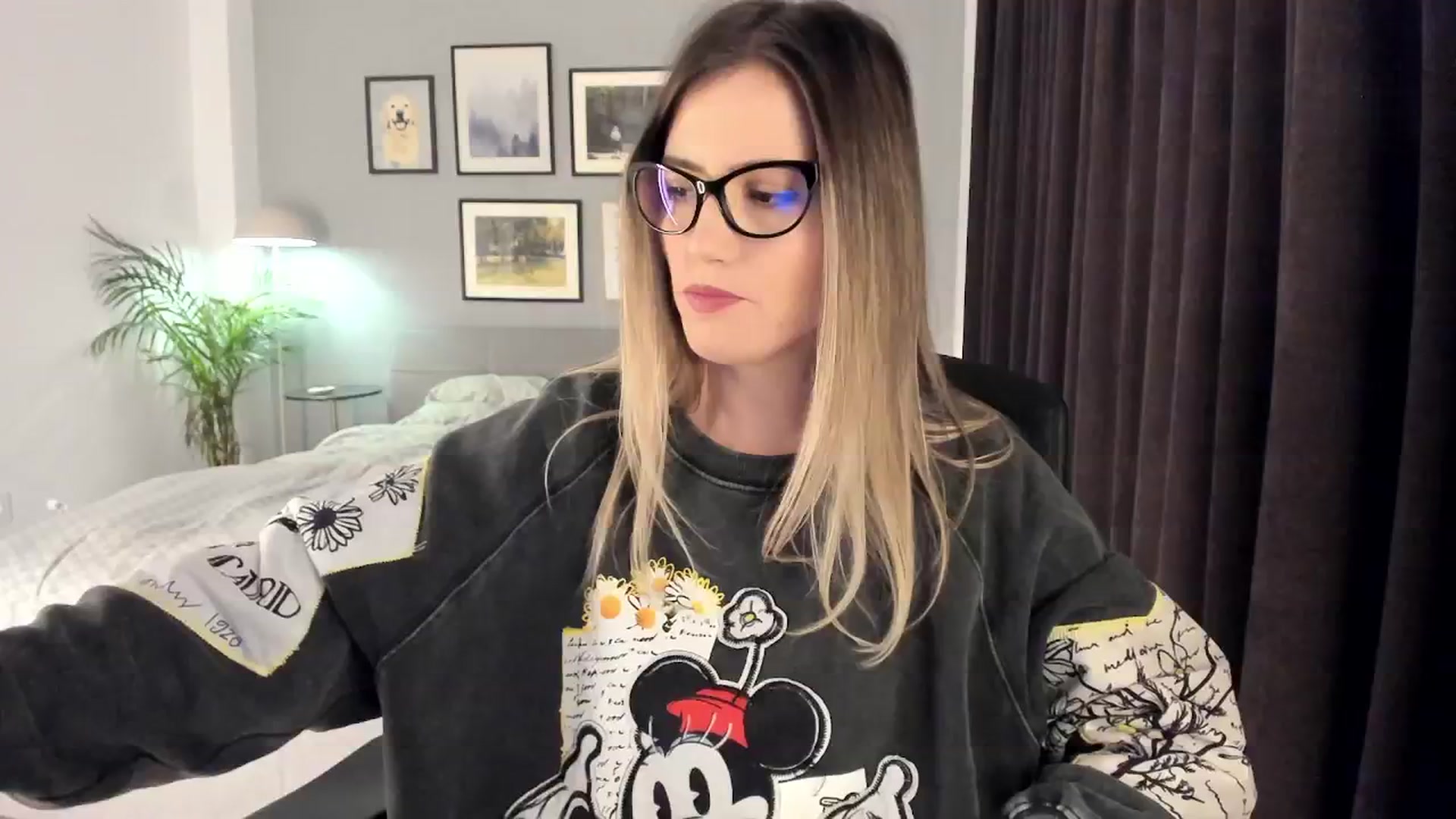 Gallery image thumbnail from happyendings_'s myfreecams stream on, 01/08/2026, 05:42 image 3 of 20