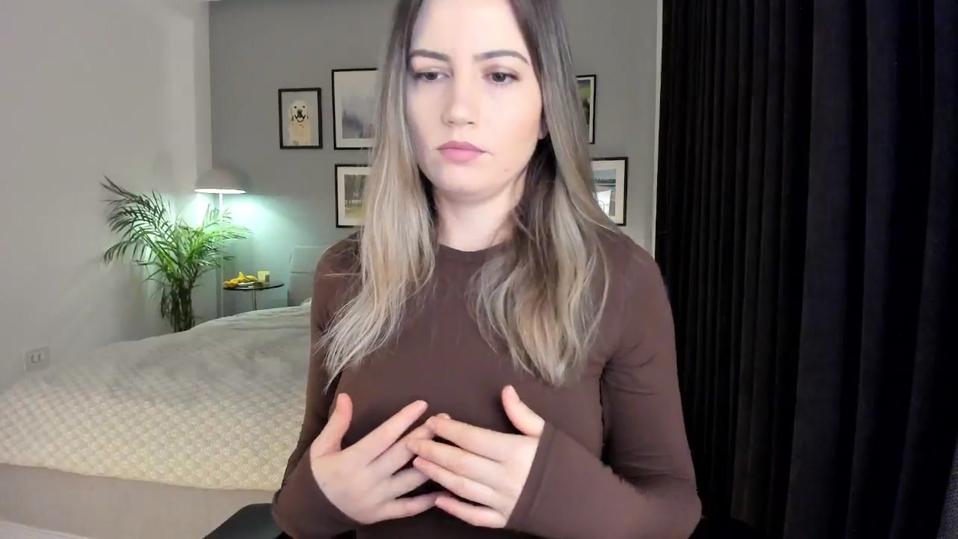 Gallery image thumbnail from happyendings_'s myfreecams stream on, 01/12/2026, 05:11 image 4 of 20