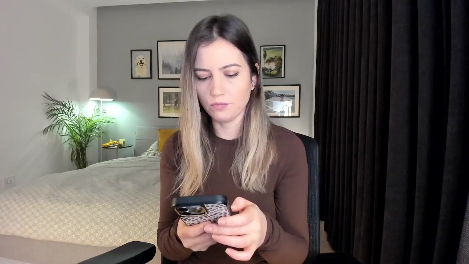 Gallery image thumbnail from happyendings_'s myfreecams stream on, 01/12/2026, 05:11 image 8 of 20