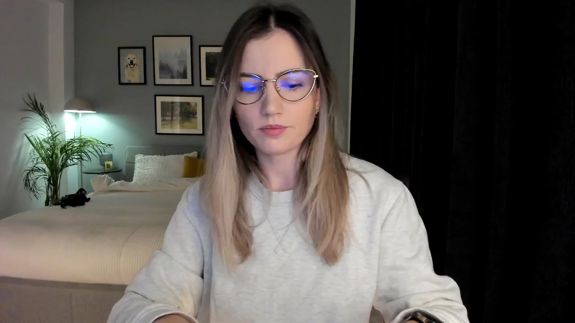 Gallery image thumbnail from happyendings_'s myfreecams stream on, 01/15/2026, 05:17 image 1 of 20