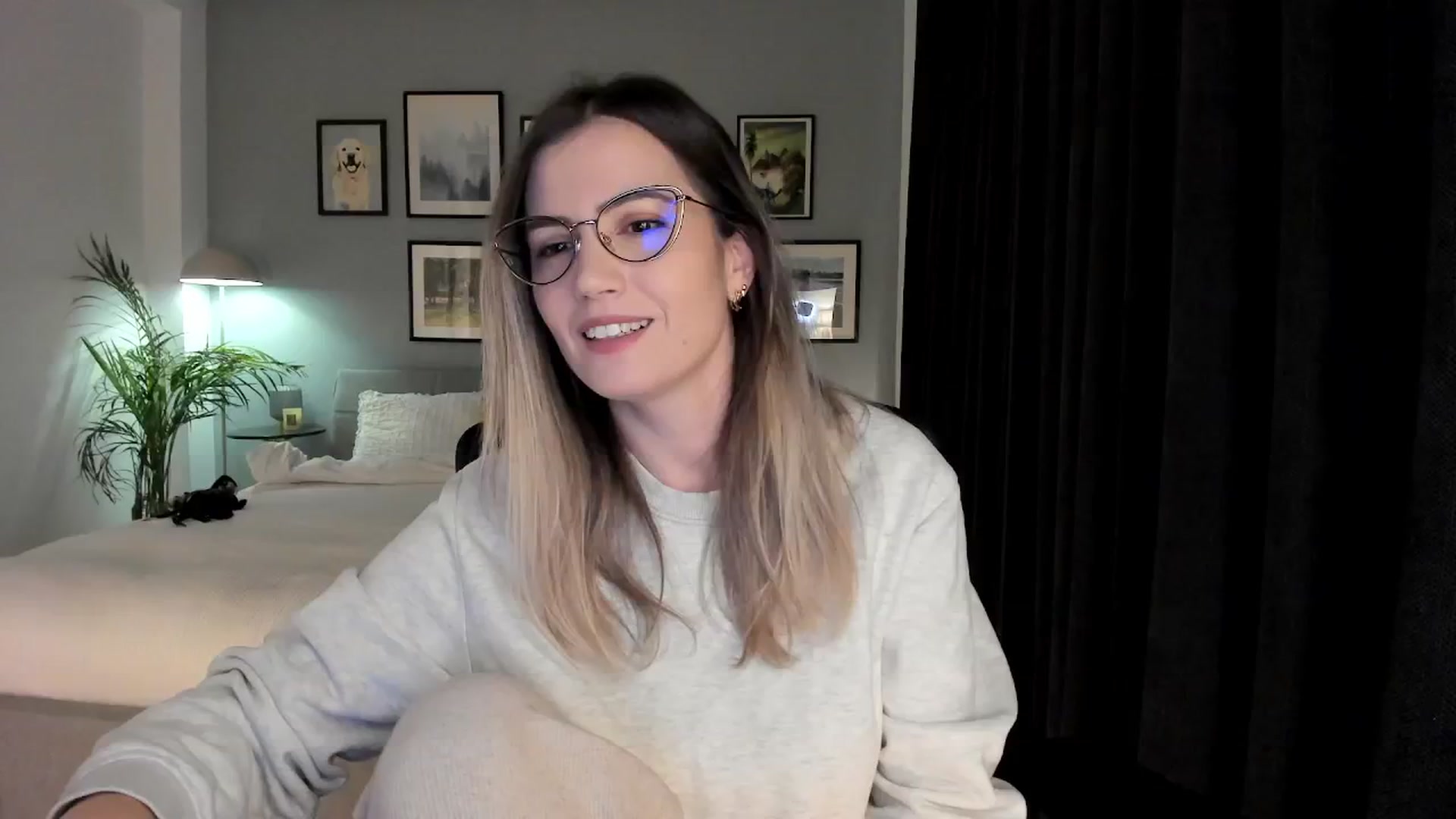 Gallery image thumbnail from happyendings_'s myfreecams stream on, 01/15/2026, 05:17 image 5 of 20