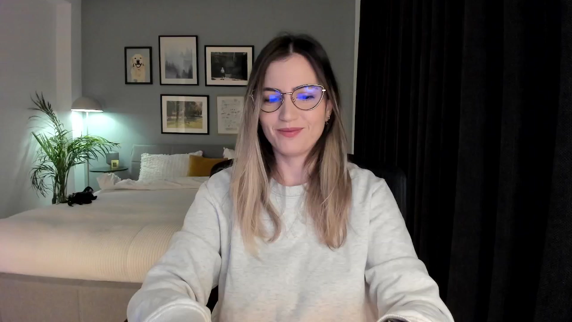 Gallery image thumbnail from happyendings_'s myfreecams stream on, 01/15/2026, 05:17 image 2 of 20