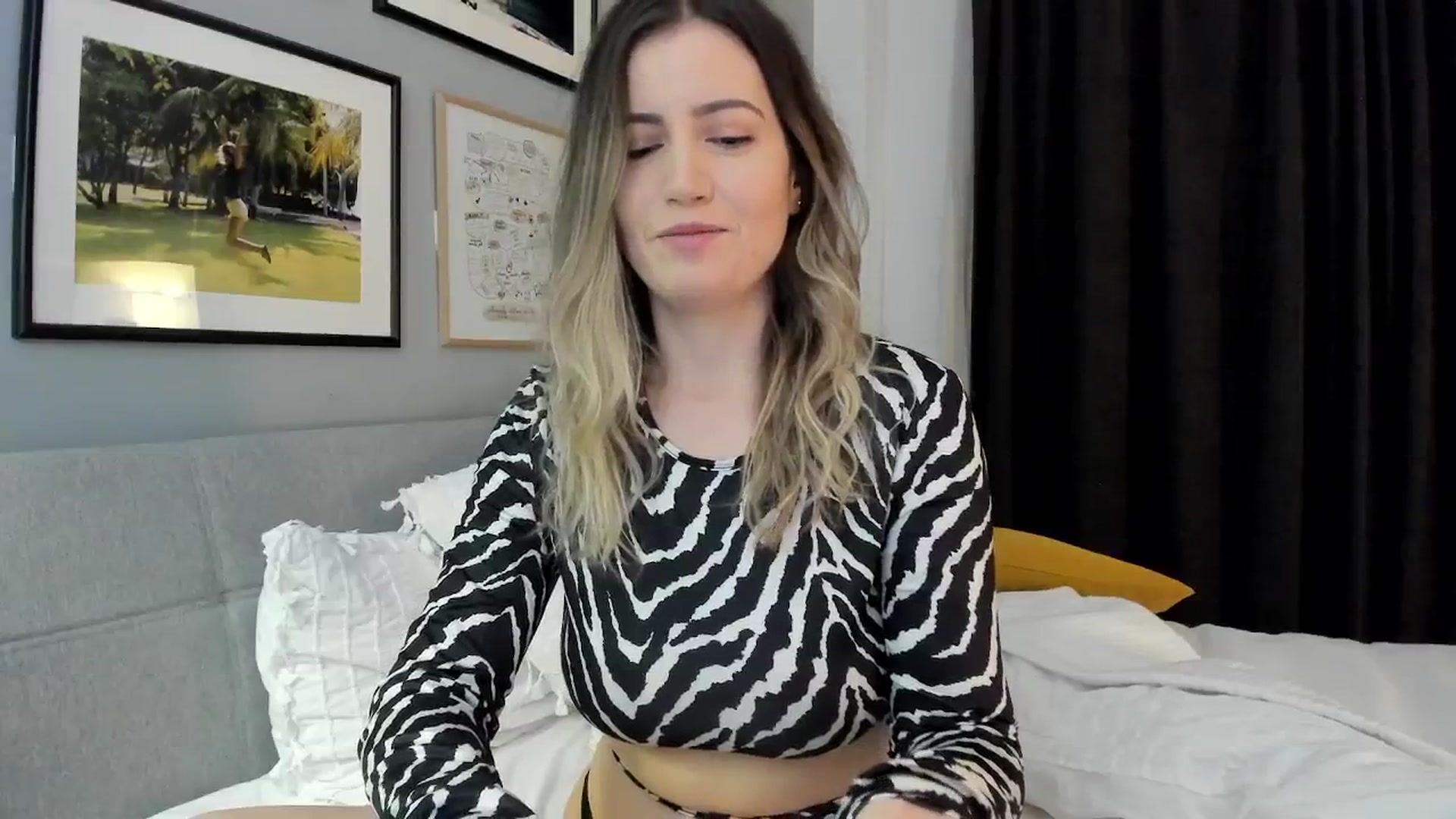 Gallery image thumbnail from happyendings_'s myfreecams stream on, 01/18/2026, 05:11 image 2 of 20