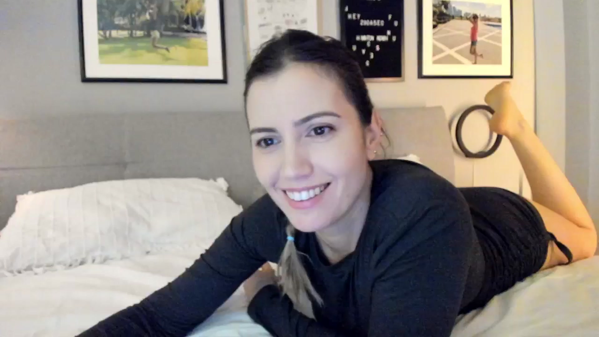 Gallery image thumbnail from happyendings_'s myfreecams stream on, 01/22/2026, 05:22 image 7 of 20