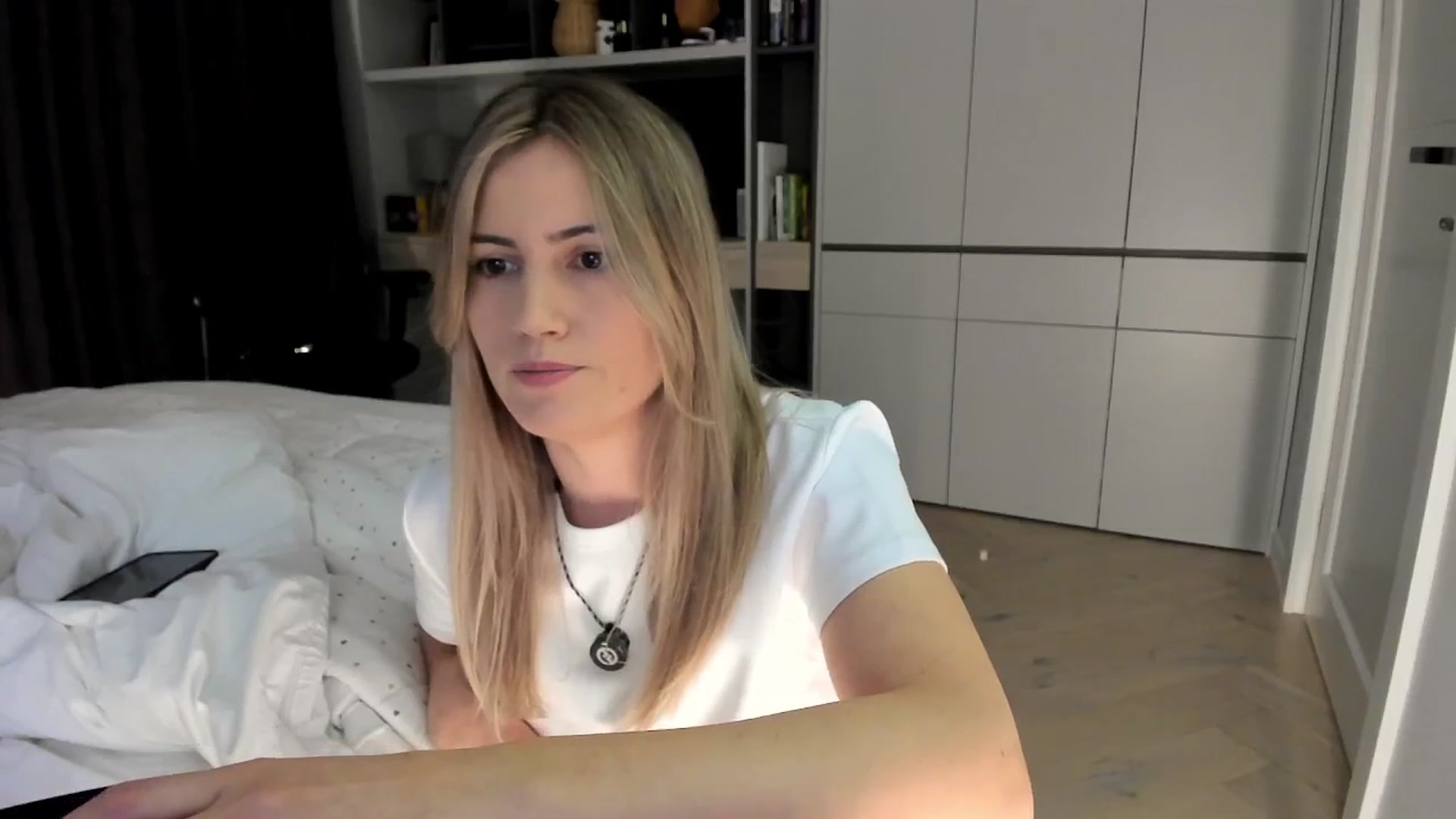 Gallery image thumbnail from happyendings_'s myfreecams stream on, 01/25/2026, 05:40 image 11 of 20