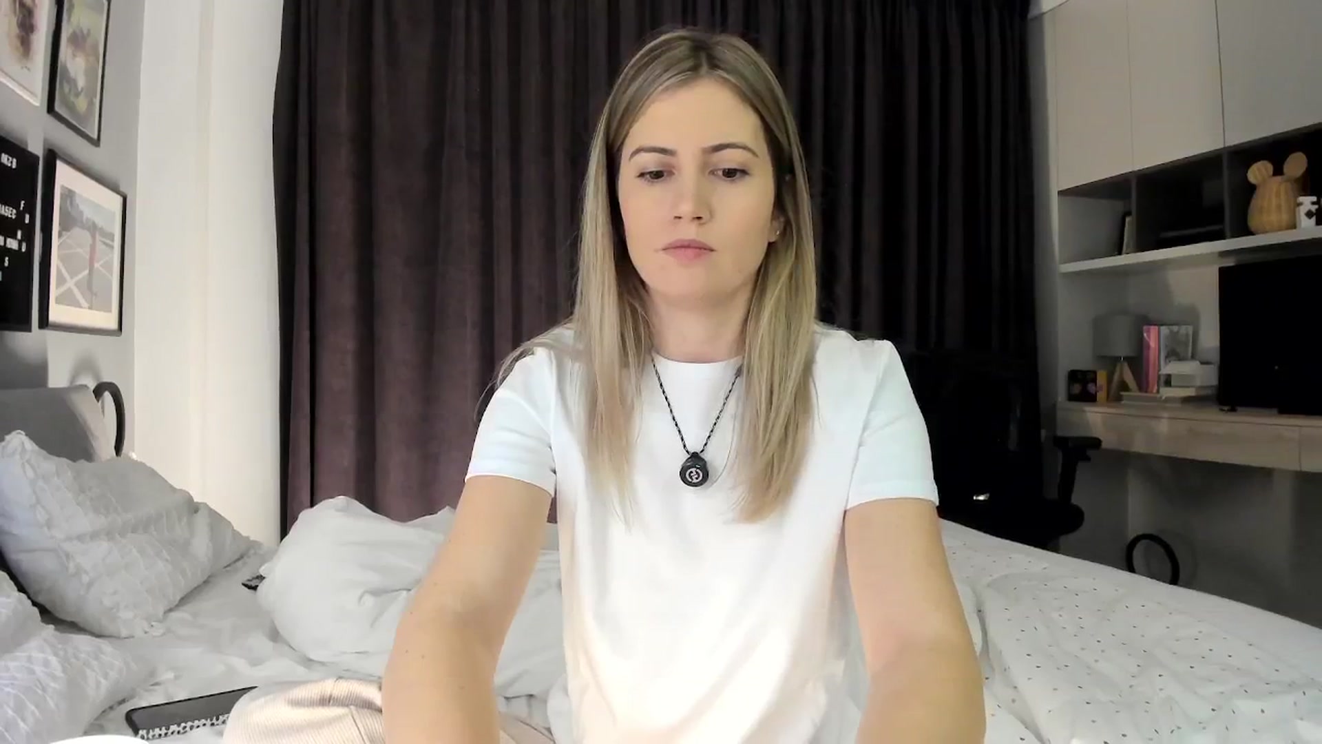 Gallery image thumbnail from happyendings_'s myfreecams stream on, 01/25/2026, 05:40 image 6 of 20