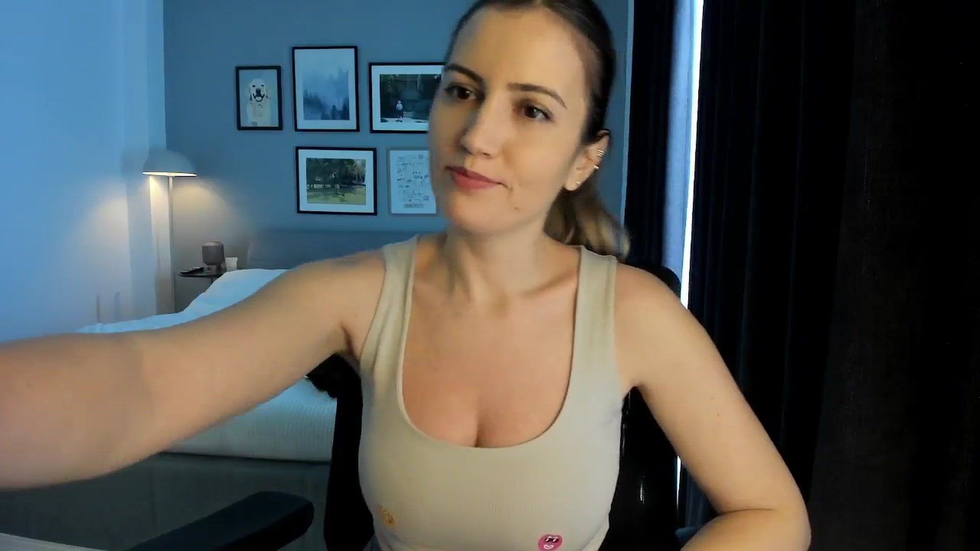 Gallery image thumbnail from happyendings_'s myfreecams stream on, 01/28/2026, 08:36 image 12 of 20