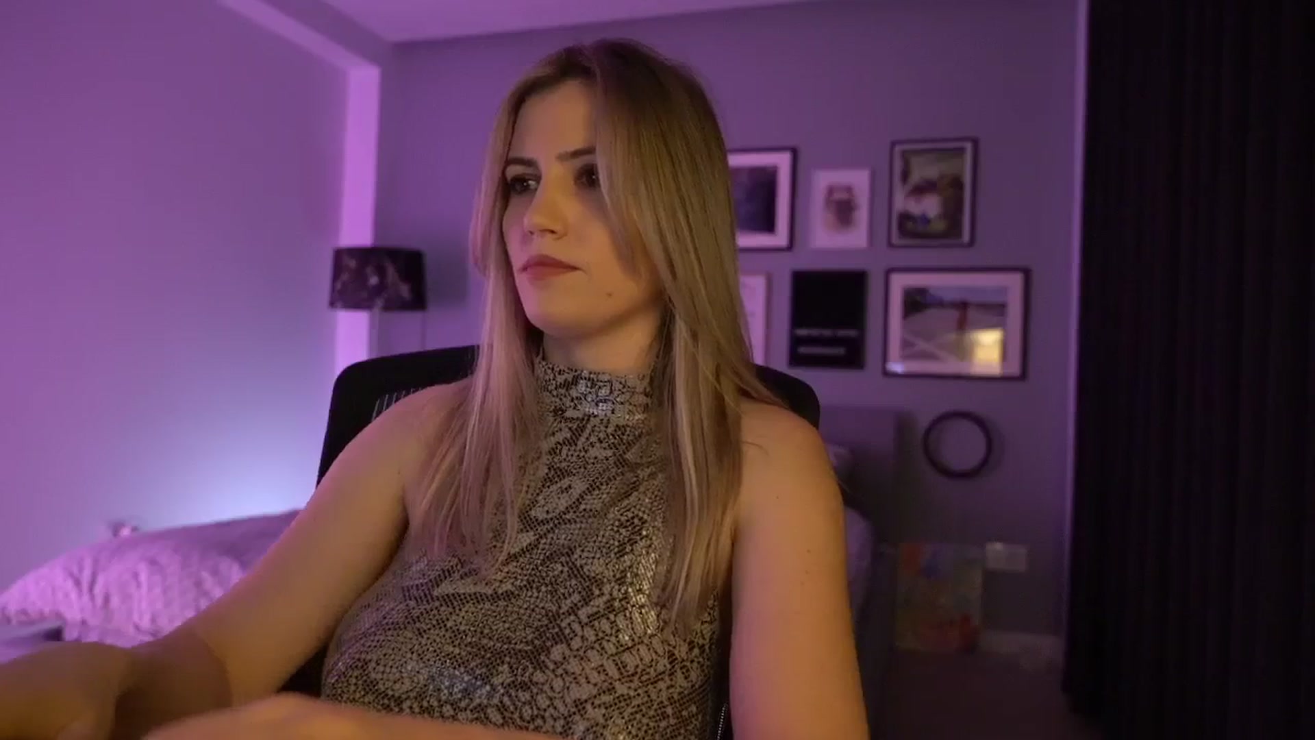 Gallery image thumbnail from happyendings_'s myfreecams stream on, 02/08/2026, 24:03 image 2 of 20