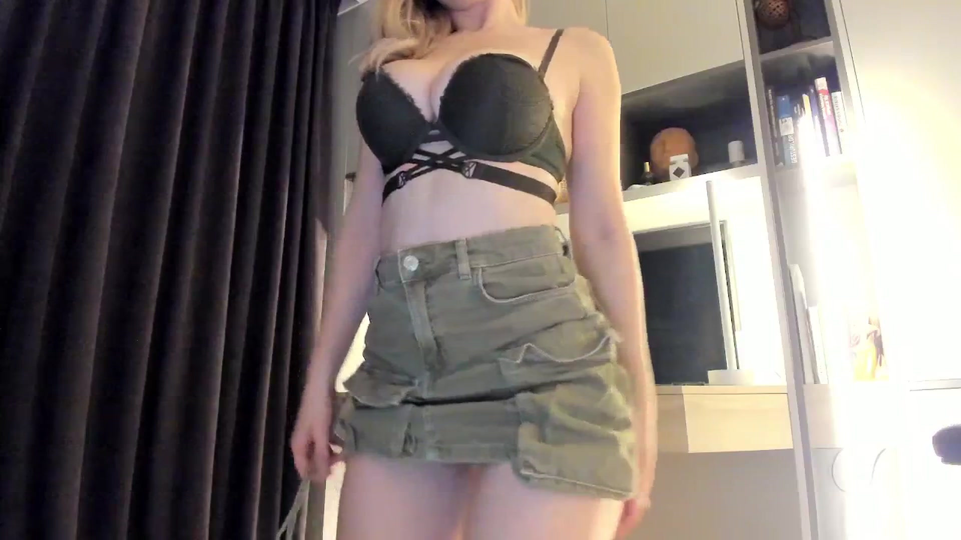 Gallery image thumbnail from happyendings_'s myfreecams stream on, 02/10/2026, 05:32 image 18 of 20