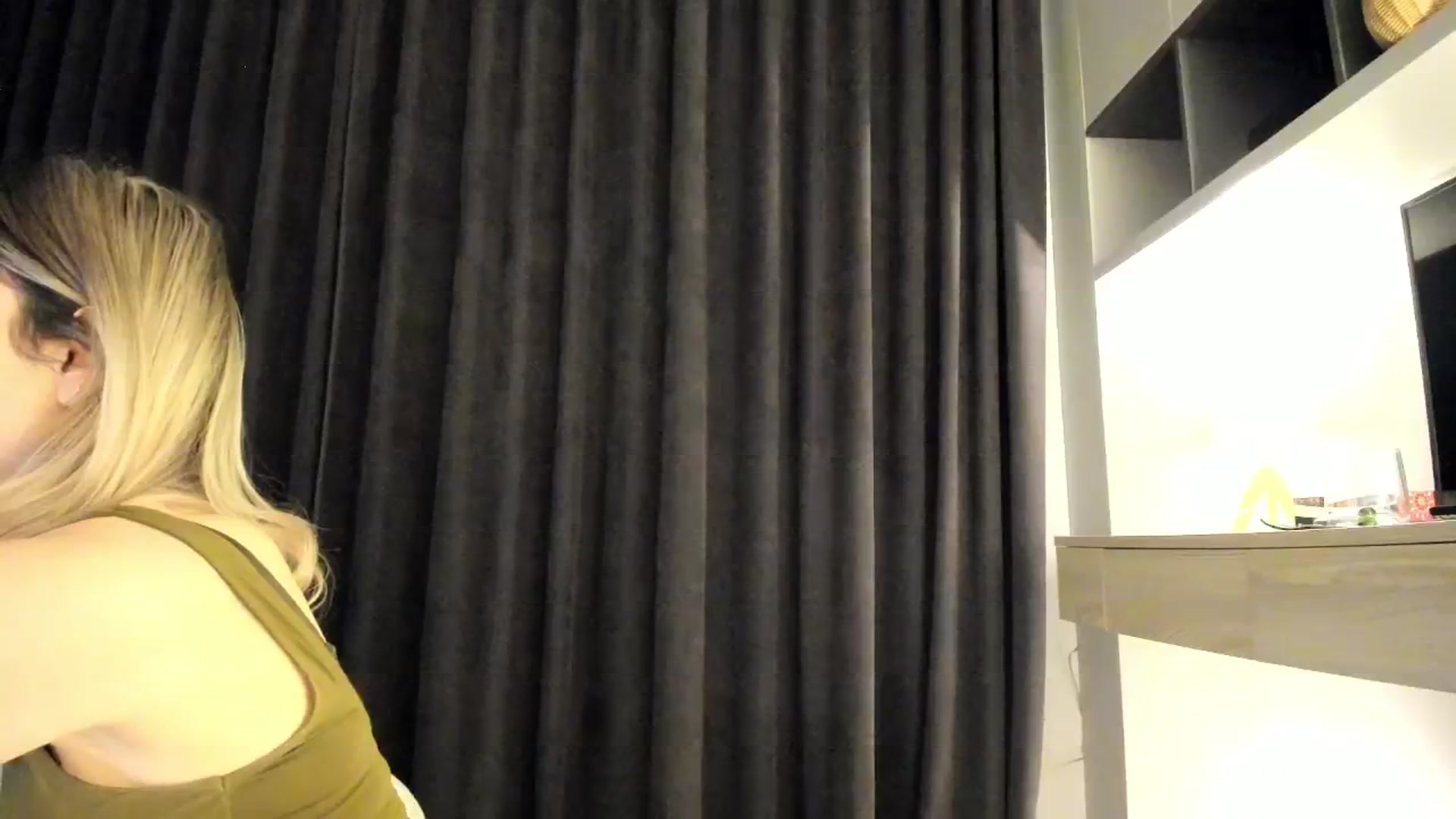 Gallery image thumbnail from happyendings_'s myfreecams stream on, 02/10/2026, 05:32 image 17 of 20