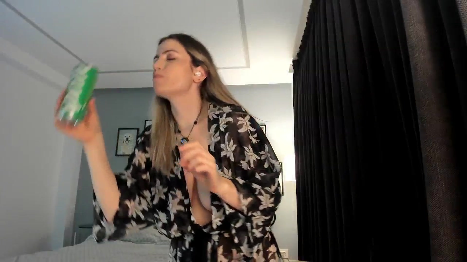 Gallery image thumbnail from happyendings_'s myfreecams stream on, 02/14/2026, 20:41 image 14 of 20