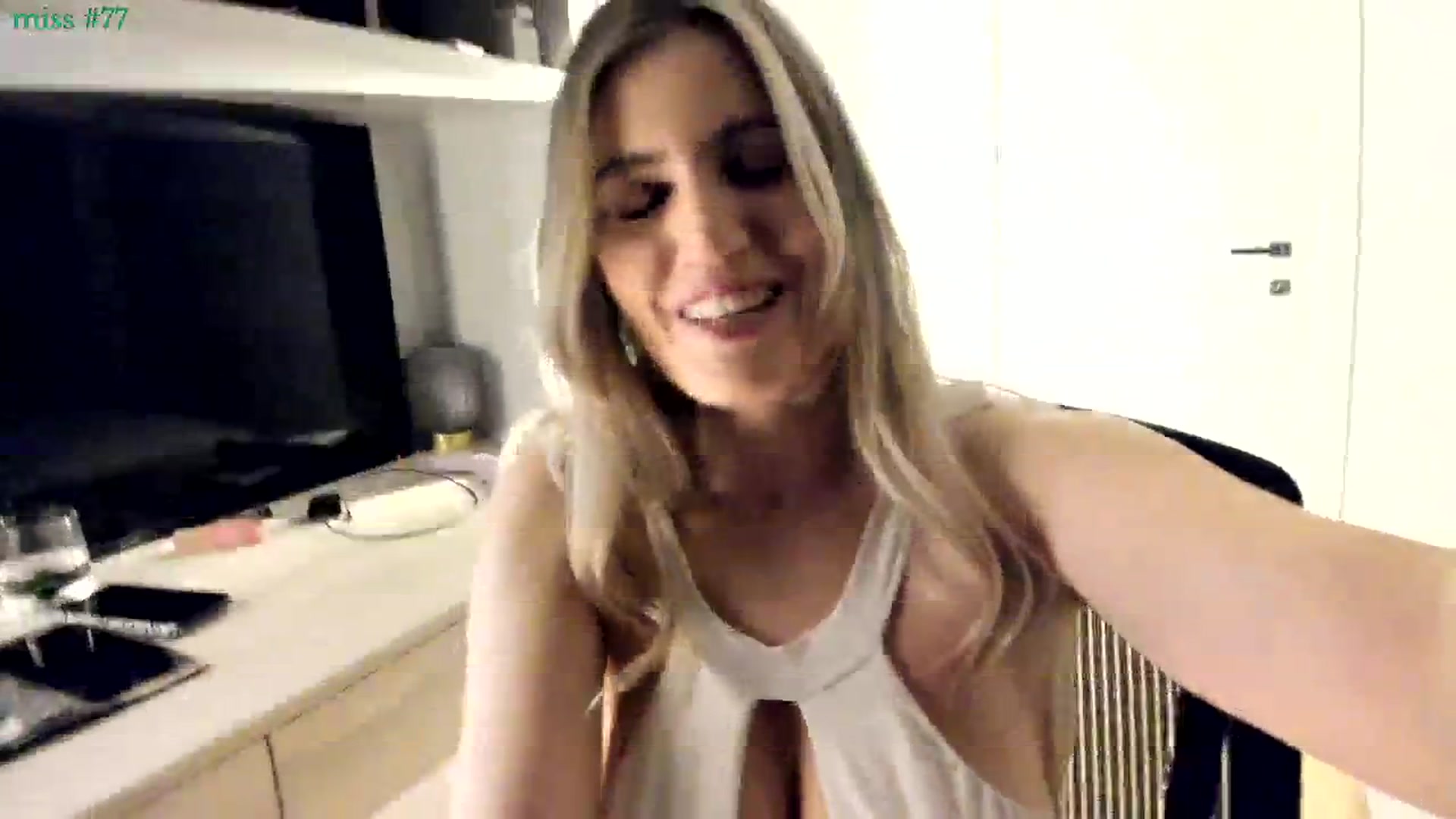 Gallery image thumbnail from happyendings_'s myfreecams stream on, 02/28/2026, 04:29 image 18 of 20