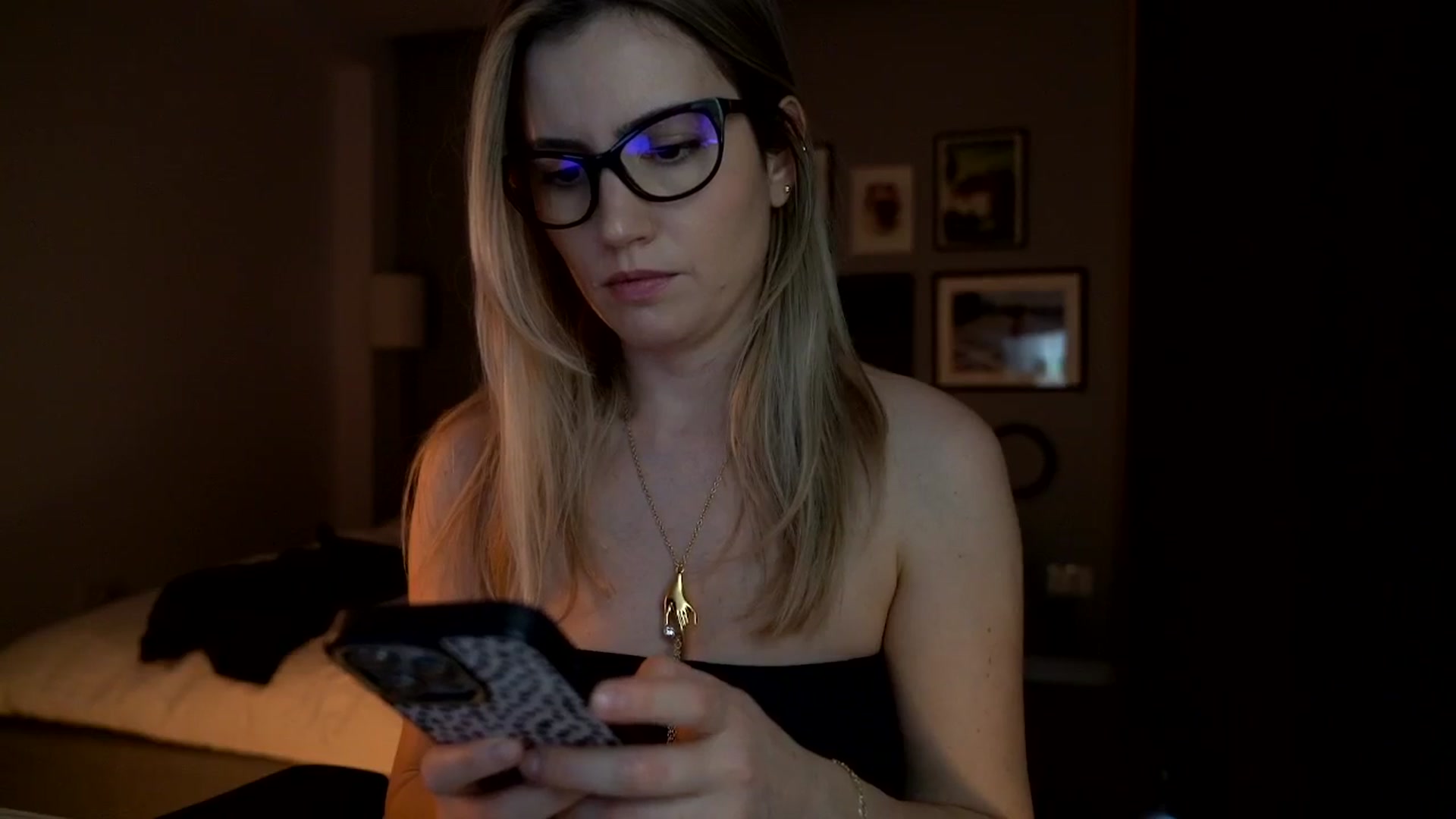 Gallery image thumbnail from happyendings_'s myfreecams stream on, 03/04/2026, 10:49 image 5 of 20