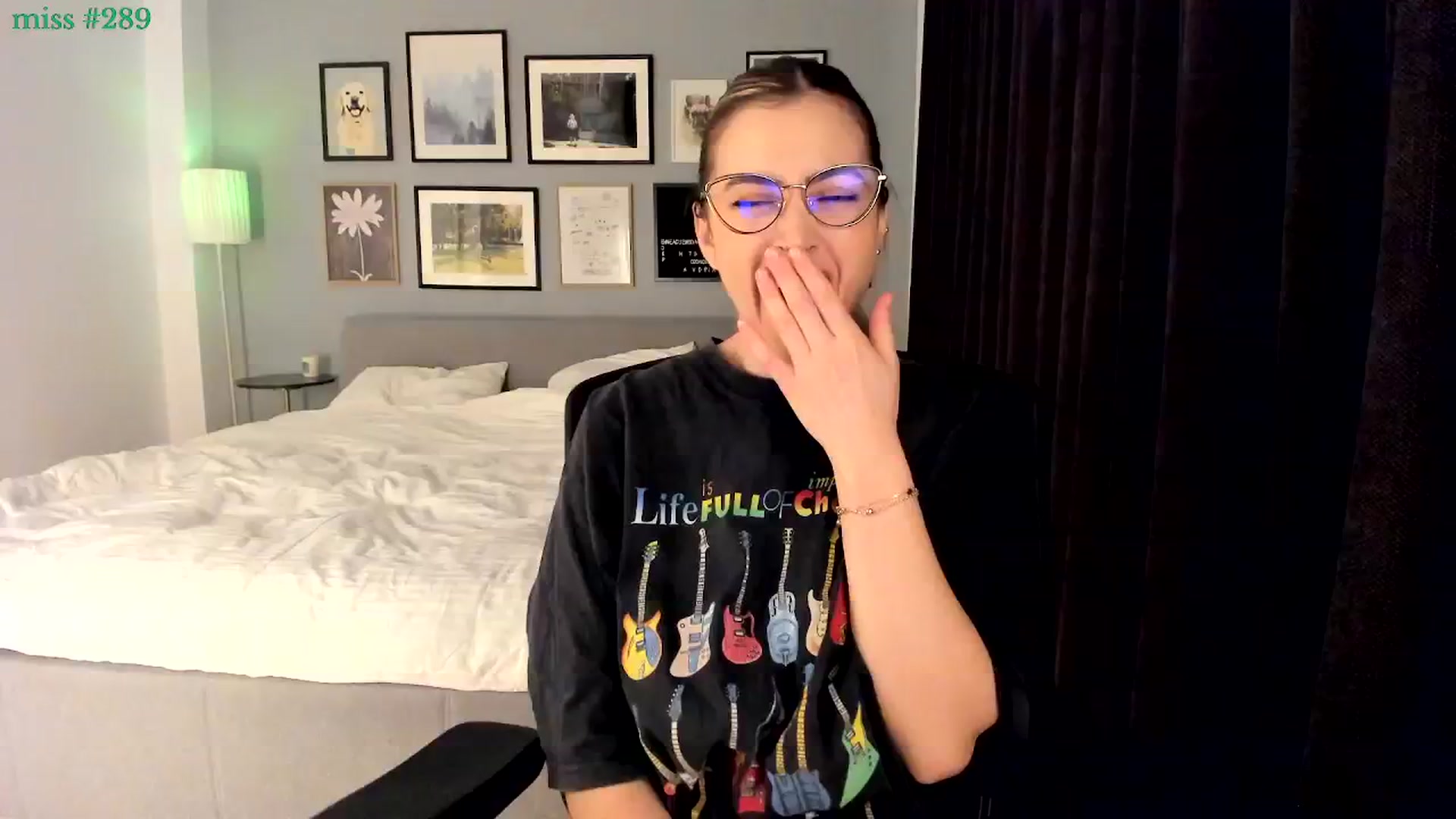 Gallery image thumbnail from happyendings_'s myfreecams stream on, 03/05/2026, 05:20 image 19 of 20