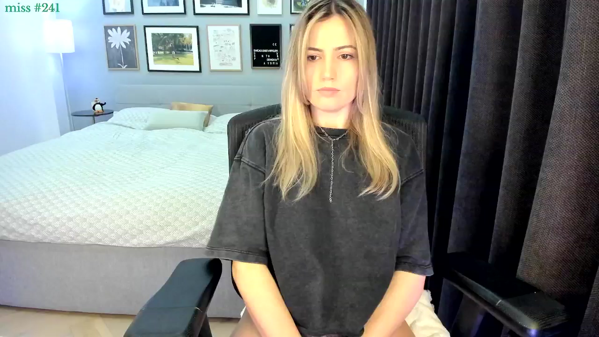 Gallery image thumbnail from happyendings_'s myfreecams stream on, 03/14/2026, 04:25 image 16 of 20