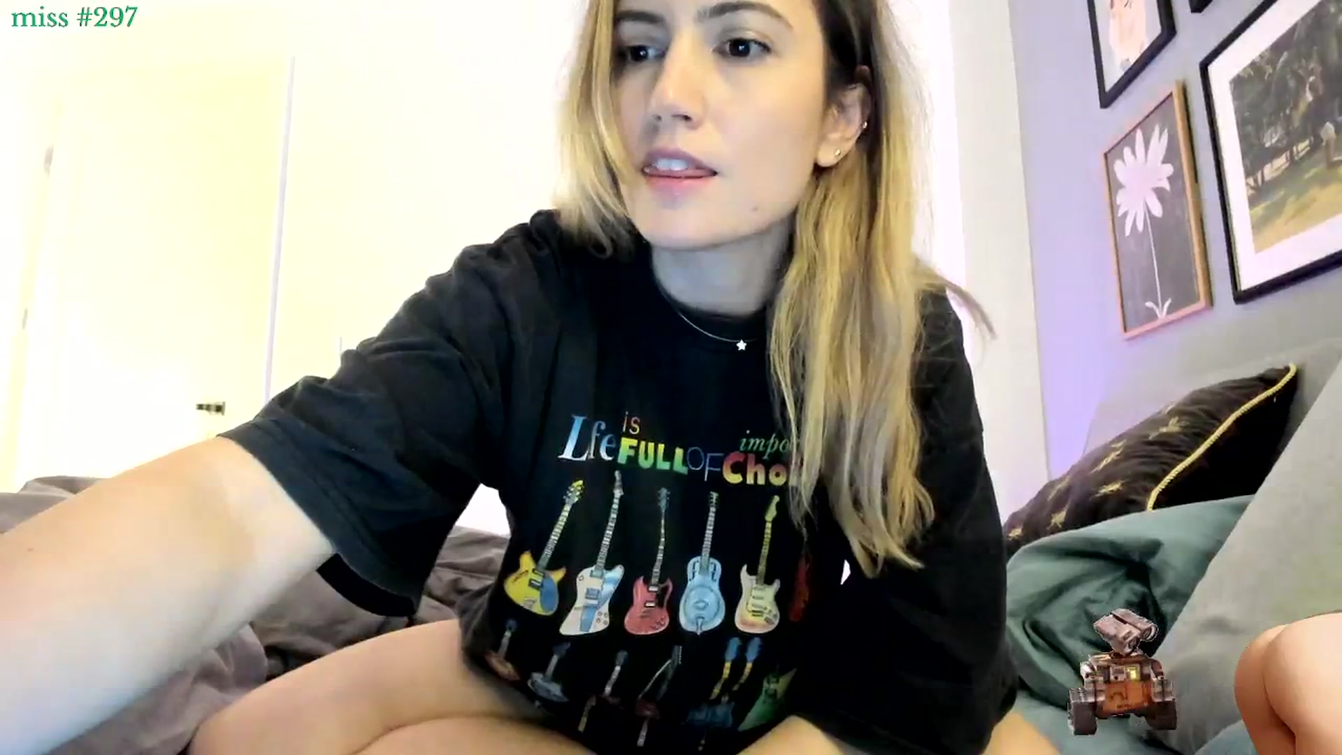 Gallery image thumbnail from happyendings_'s myfreecams stream on, 04/08/2026, 21:58 image 8 of 20