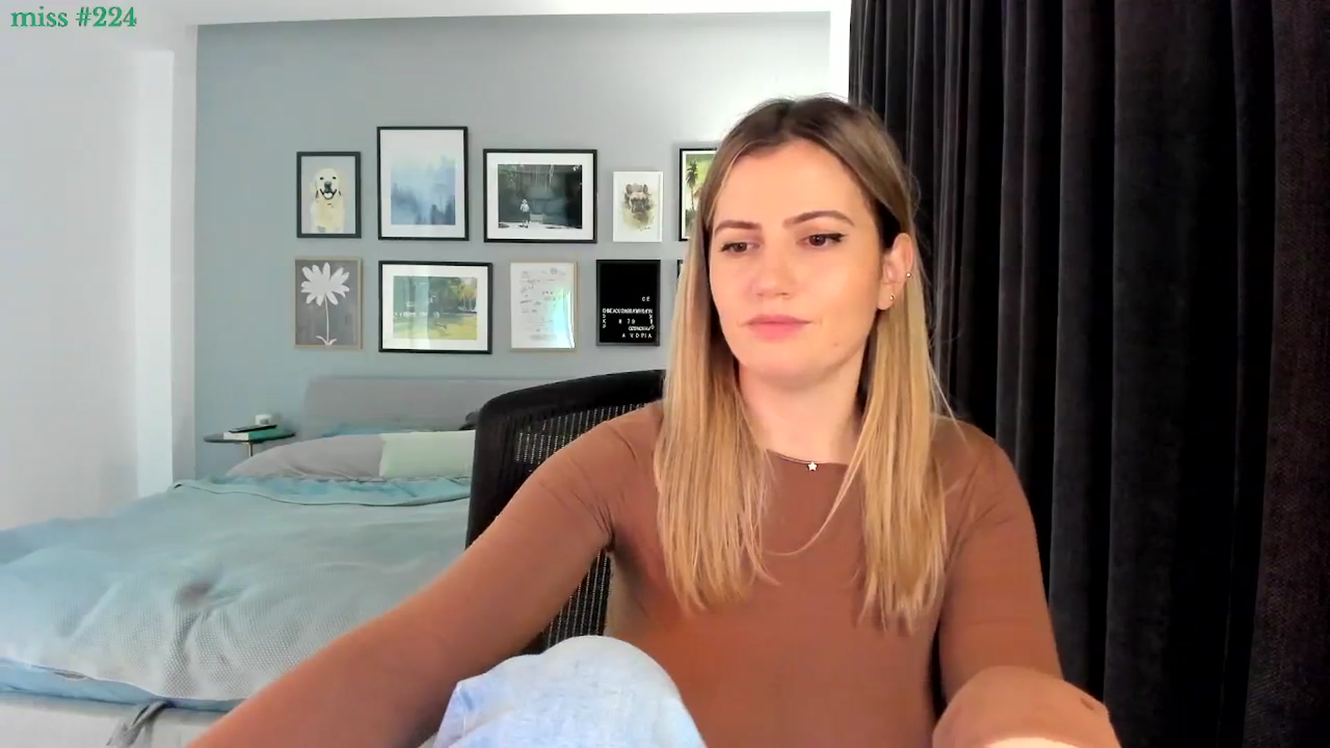 Gallery image thumbnail from happyendings_'s myfreecams stream on, 04/09/2026, 22:16 image 19 of 20