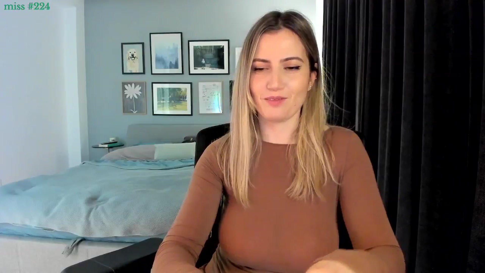Gallery image thumbnail from happyendings_'s myfreecams stream on, 04/09/2026, 22:16 image 17 of 20