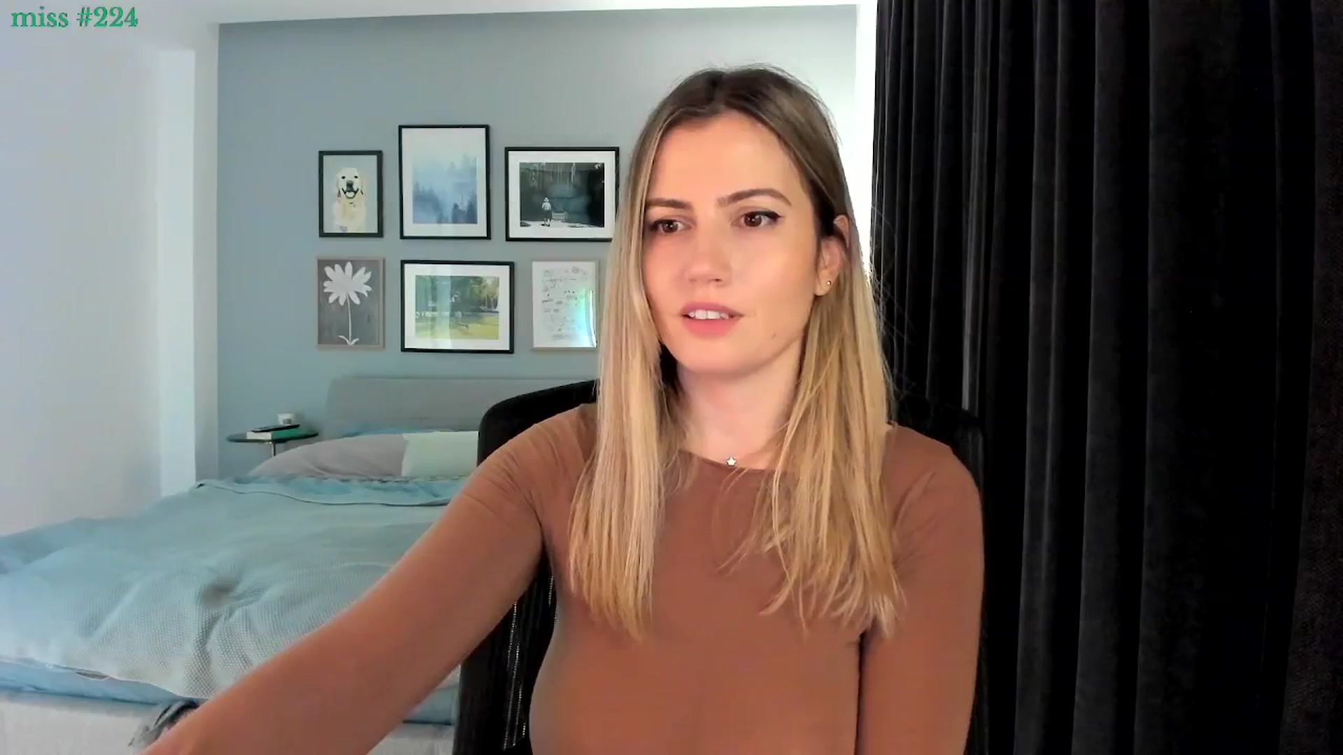 Gallery image thumbnail from happyendings_'s myfreecams stream on, 04/09/2026, 22:16 image 18 of 20