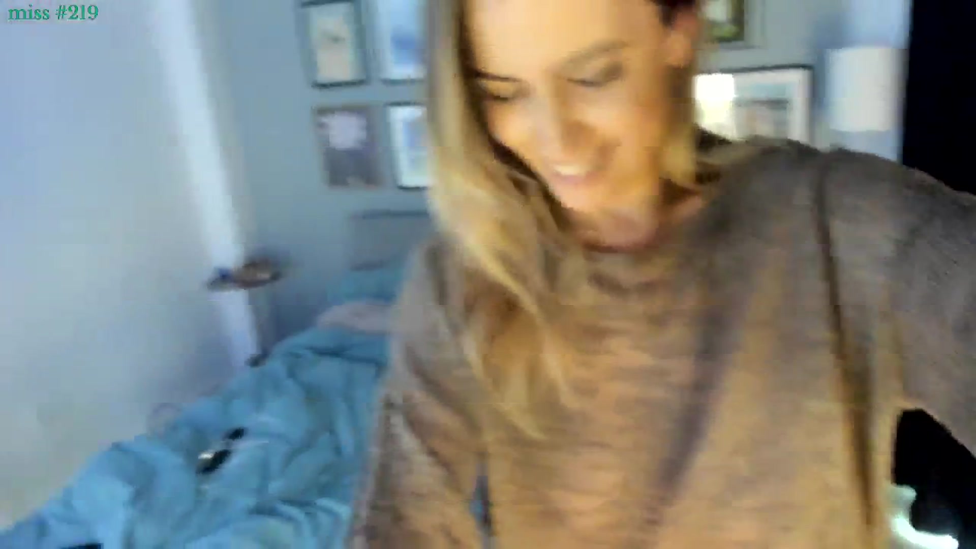 Gallery image thumbnail from happyendings_'s myfreecams stream on, 04/22/2026, 09:01 image 12 of 20
