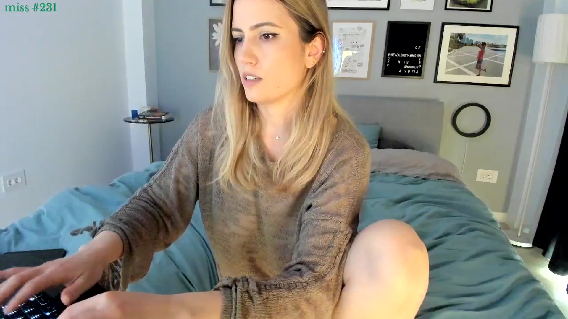 Gallery image thumbnail from happyendings_'s myfreecams stream on, 04/22/2026, 09:01 image 7 of 20