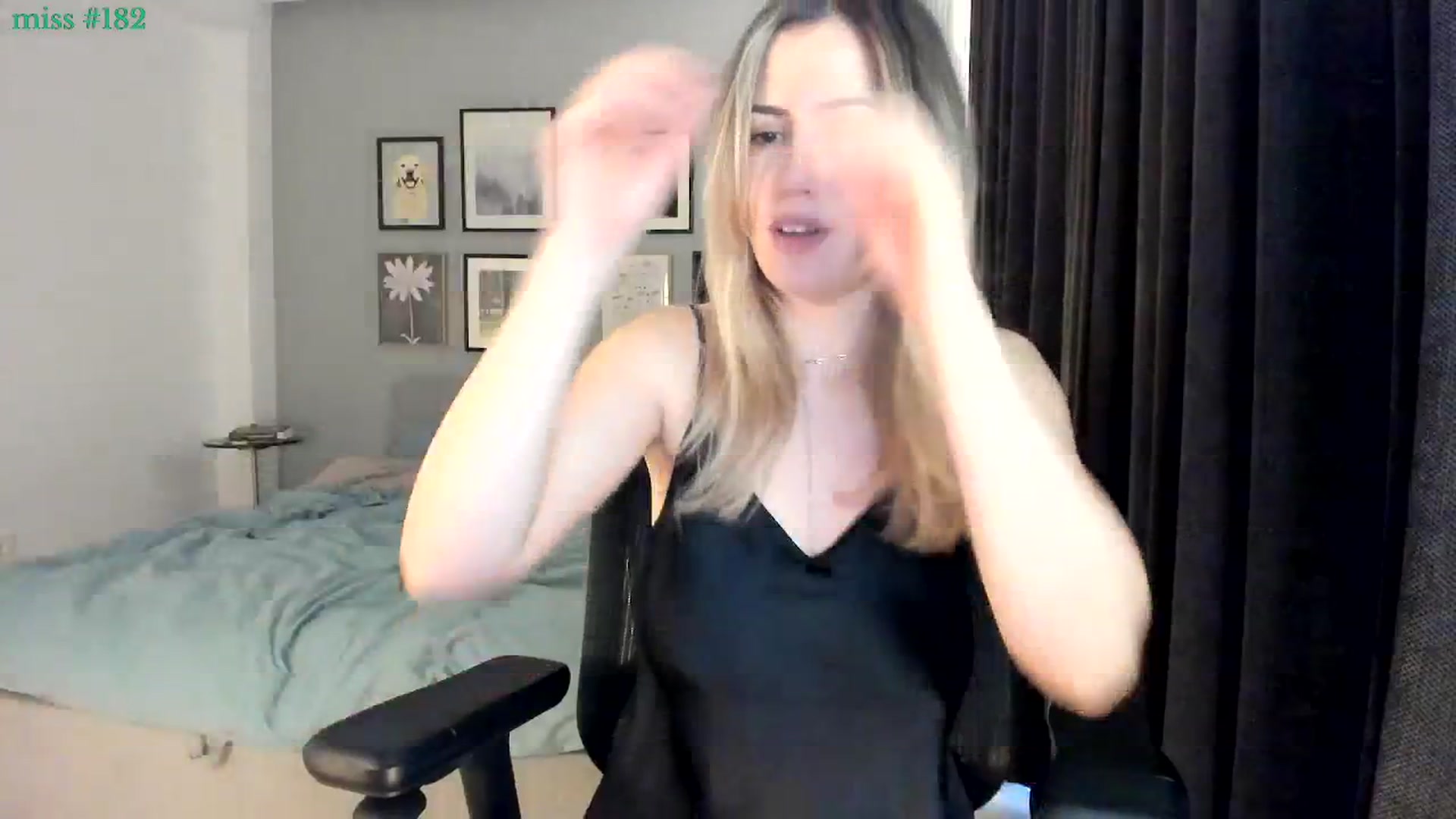 Gallery image thumbnail from happyendings_'s myfreecams stream on, 04/24/2026, 03:21 image 18 of 20