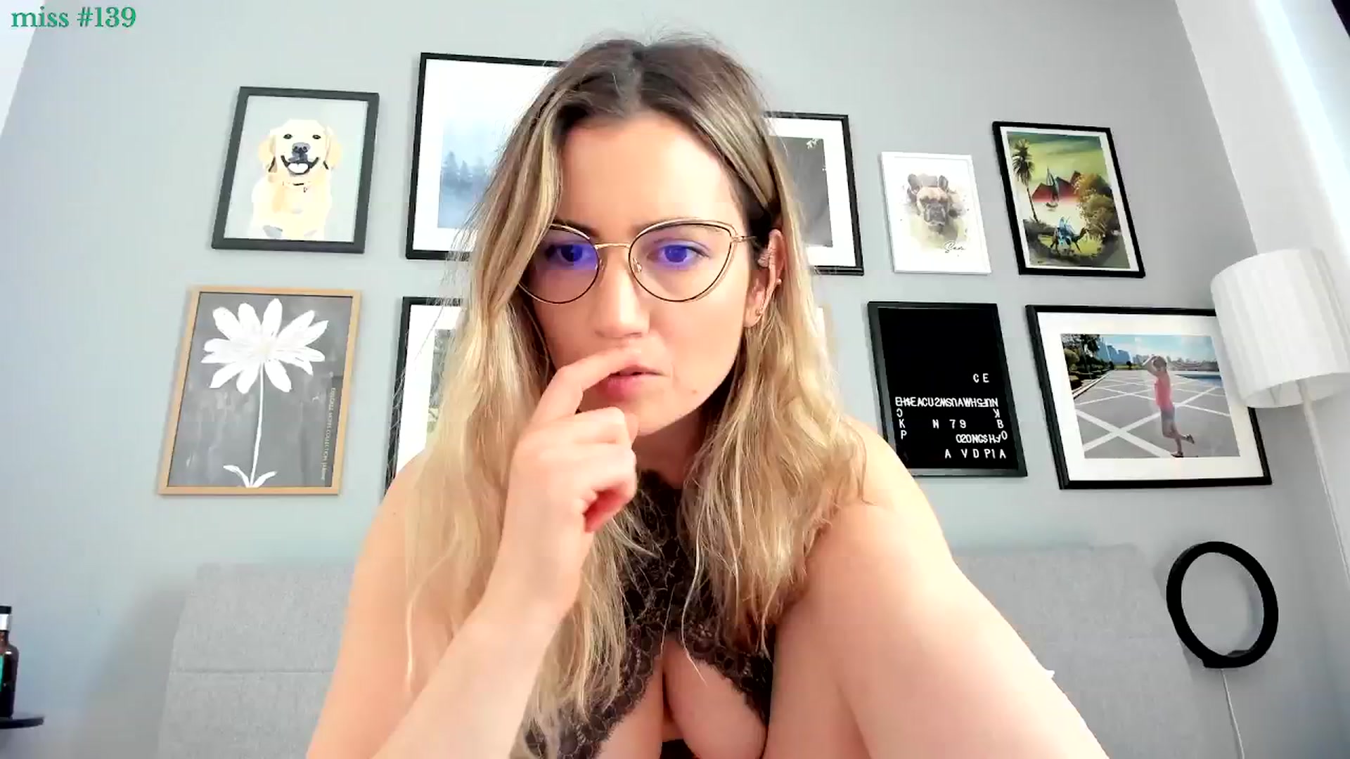 Gallery image thumbnail from happyendings_'s myfreecams stream on, 04/30/2026, 09:53 image 9 of 20