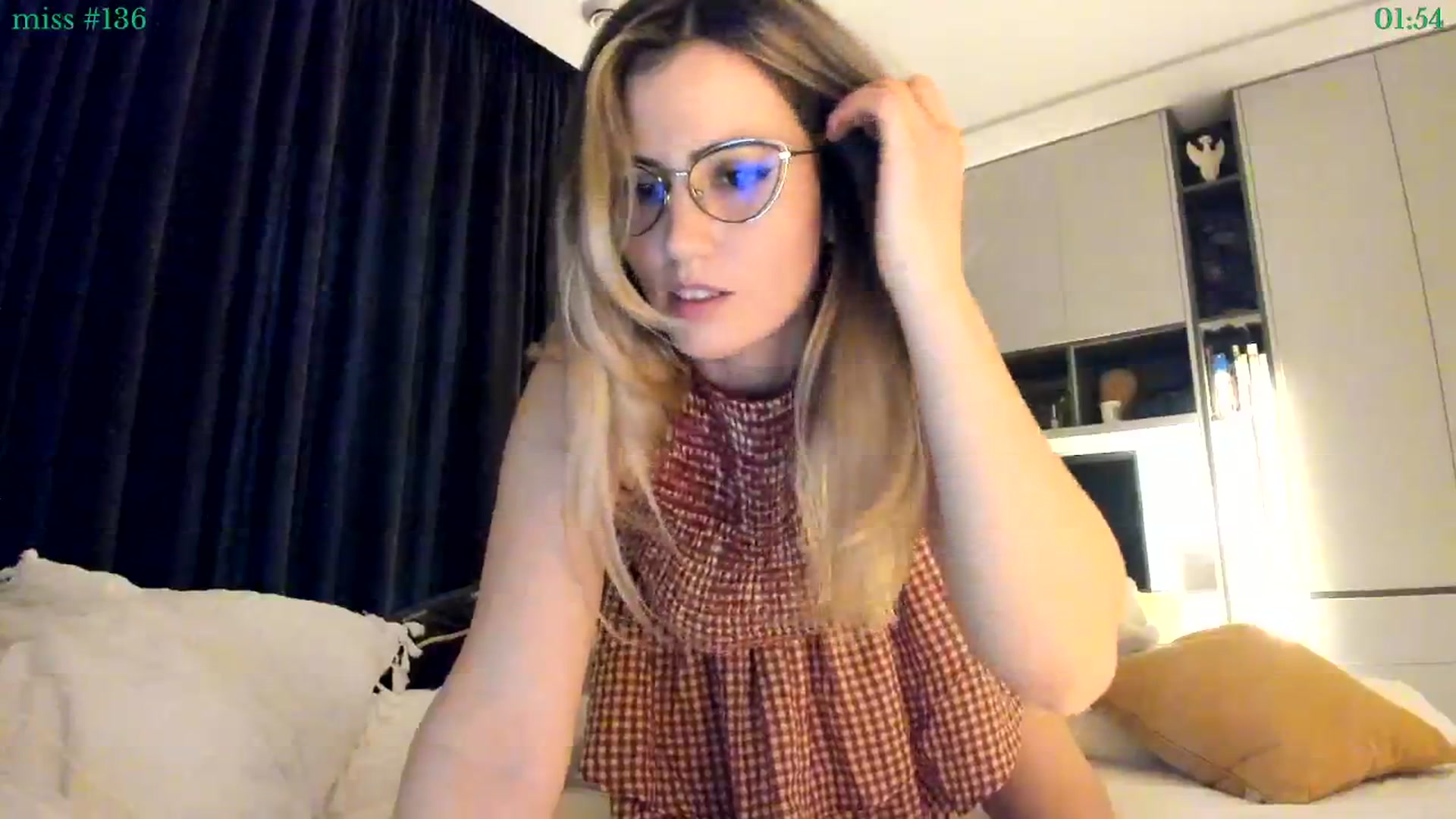 Gallery image thumbnail from happyendings_'s myfreecams stream on, 05/01/2026, 04:40 image 18 of 20