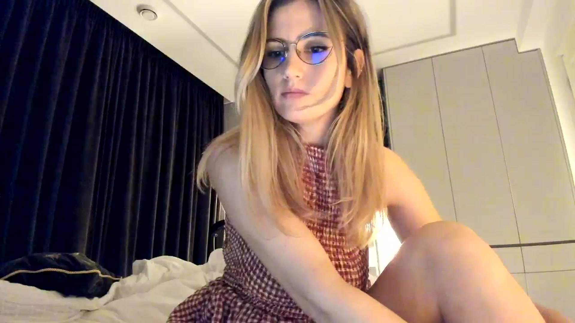 Gallery image thumbnail from happyendings_'s myfreecams stream on, 05/01/2026, 04:40 image 4 of 20
