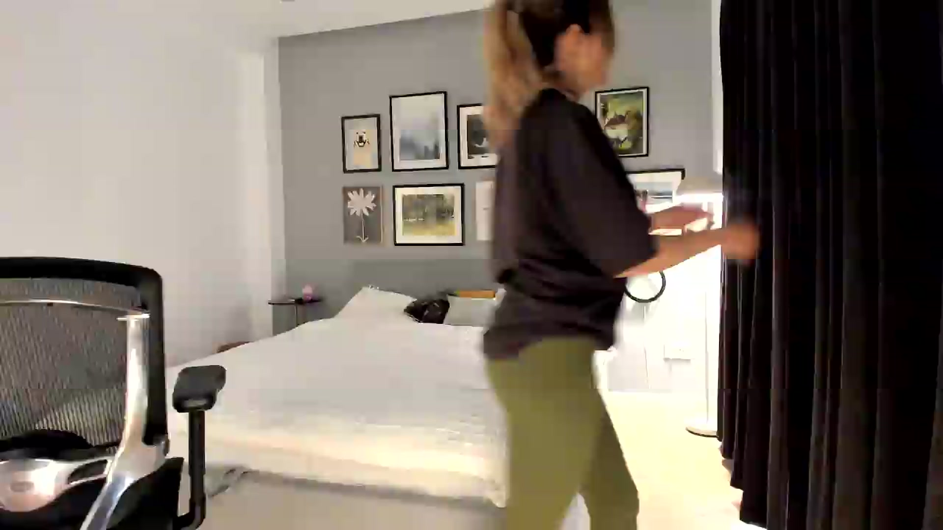 Gallery image thumbnail from happyendings_'s myfreecams stream on, 05/14/2026, 03:31 image 12 of 20