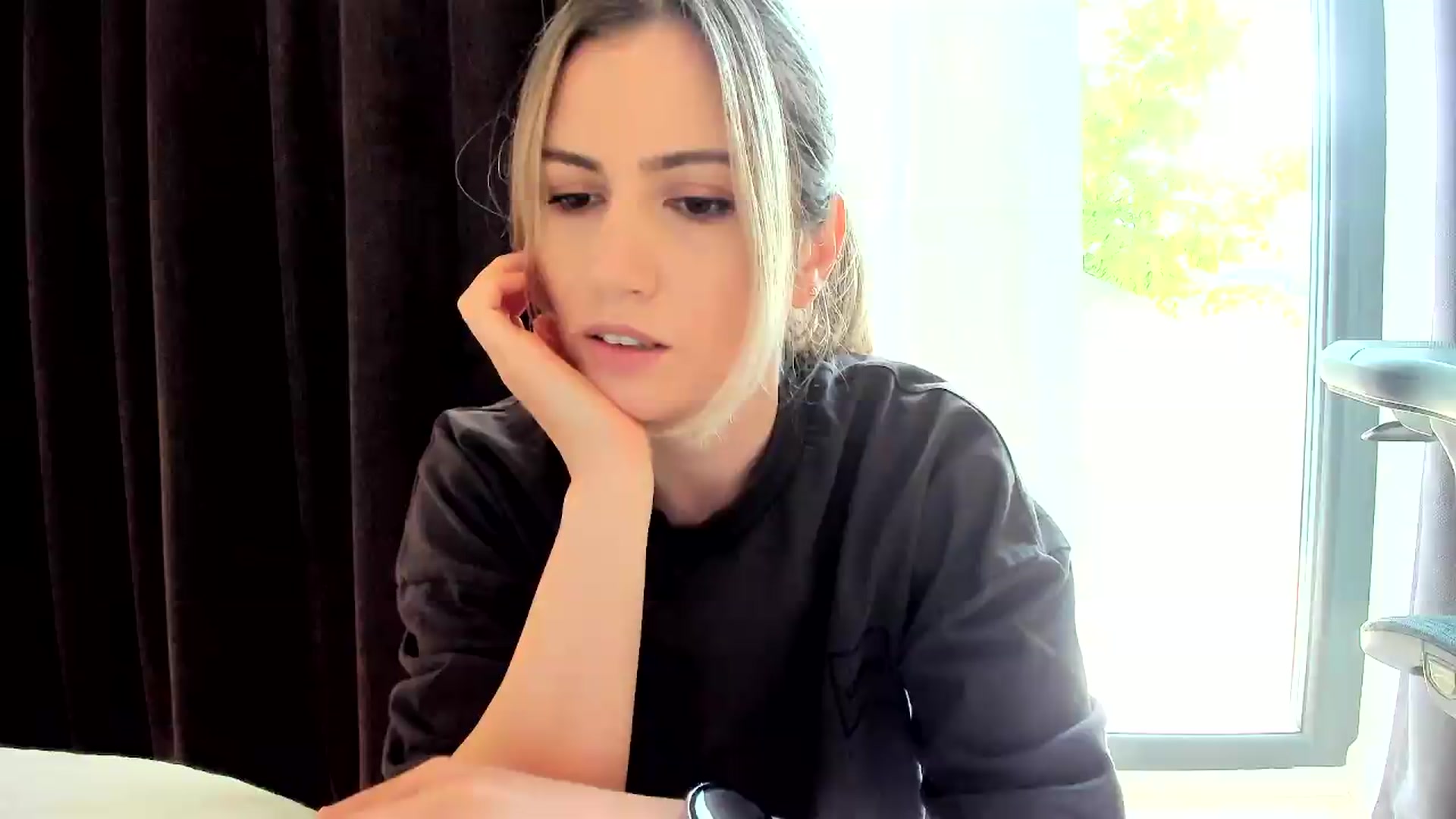Gallery image thumbnail from happyendings_'s myfreecams stream on, 05/14/2026, 03:31 image 16 of 20