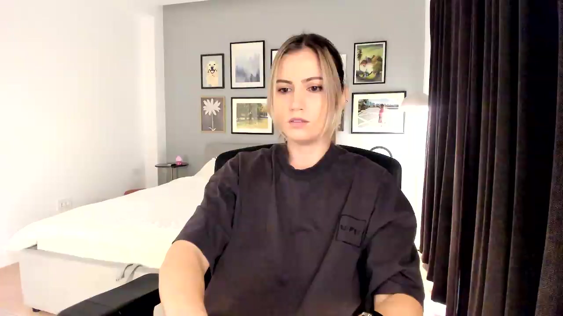 Gallery image thumbnail from happyendings_'s myfreecams stream on, 05/14/2026, 03:31 image 9 of 20