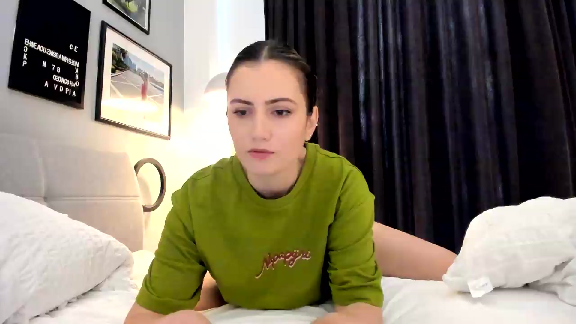 Gallery image thumbnail from happyendings_'s myfreecams stream on, 05/20/2026, 04:39 image 9 of 20