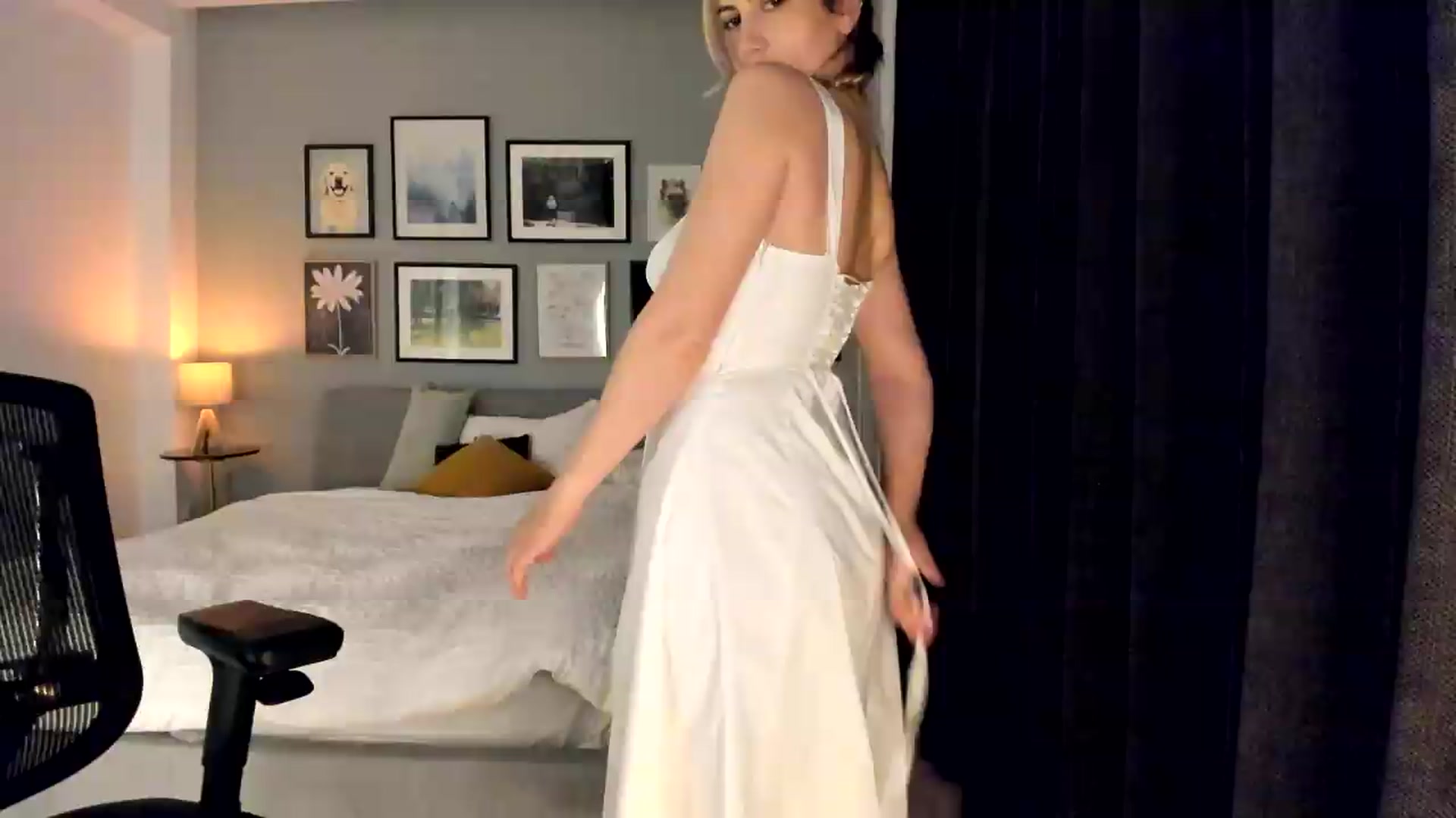 Gallery image thumbnail from happyendings_'s myfreecams stream on, 05/23/2026, 20:37 image 2 of 20