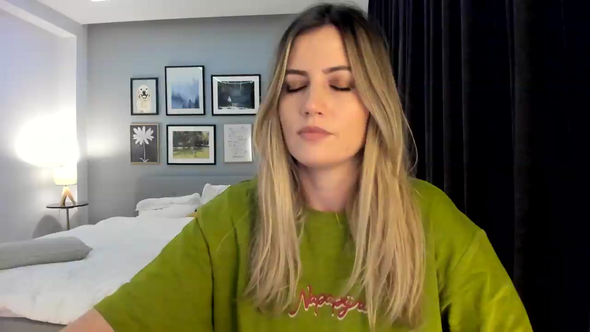 Gallery image thumbnail from happyendings_'s myfreecams stream on, 05/31/2026, 21:18 image 12 of 20