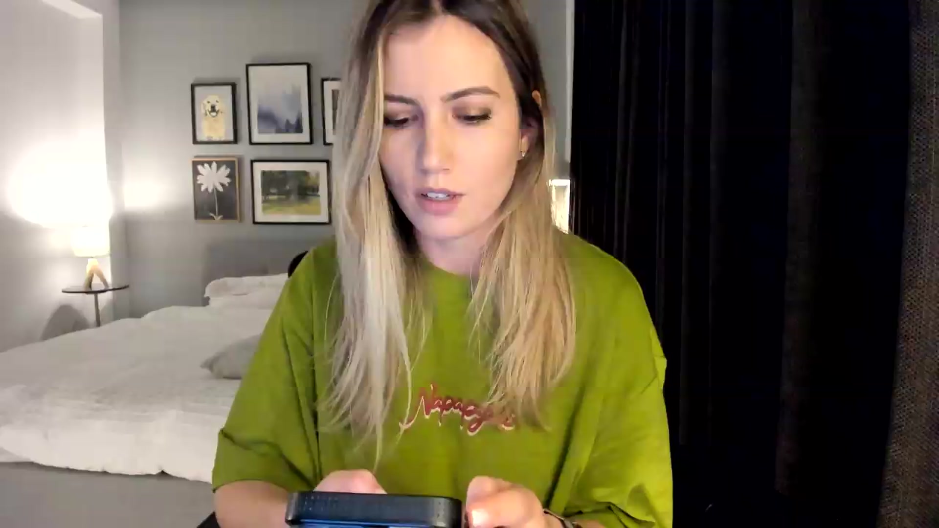 Gallery image thumbnail from happyendings_'s myfreecams stream on, 05/31/2026, 21:18 image 7 of 20