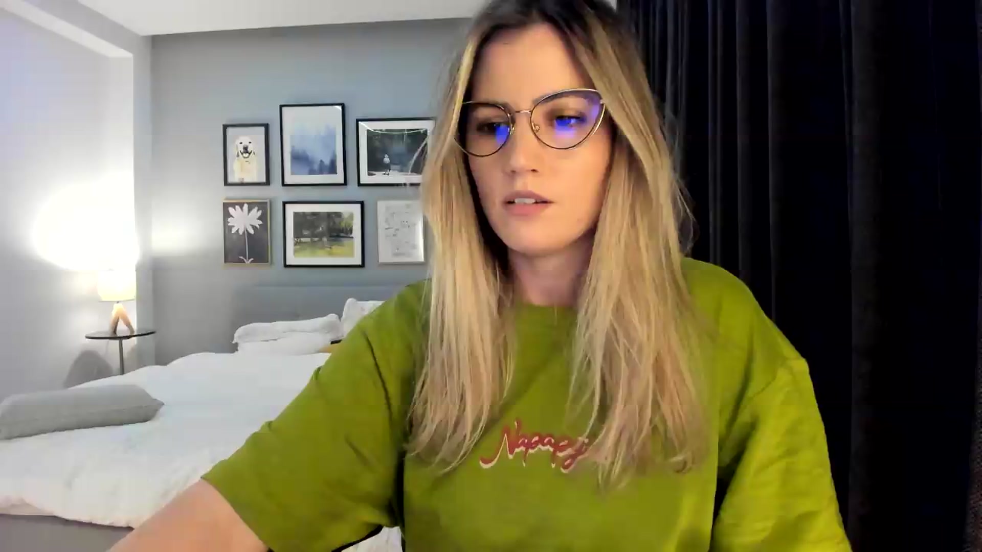 Gallery image thumbnail from happyendings_'s myfreecams stream on, 05/31/2026, 21:18 image 15 of 20