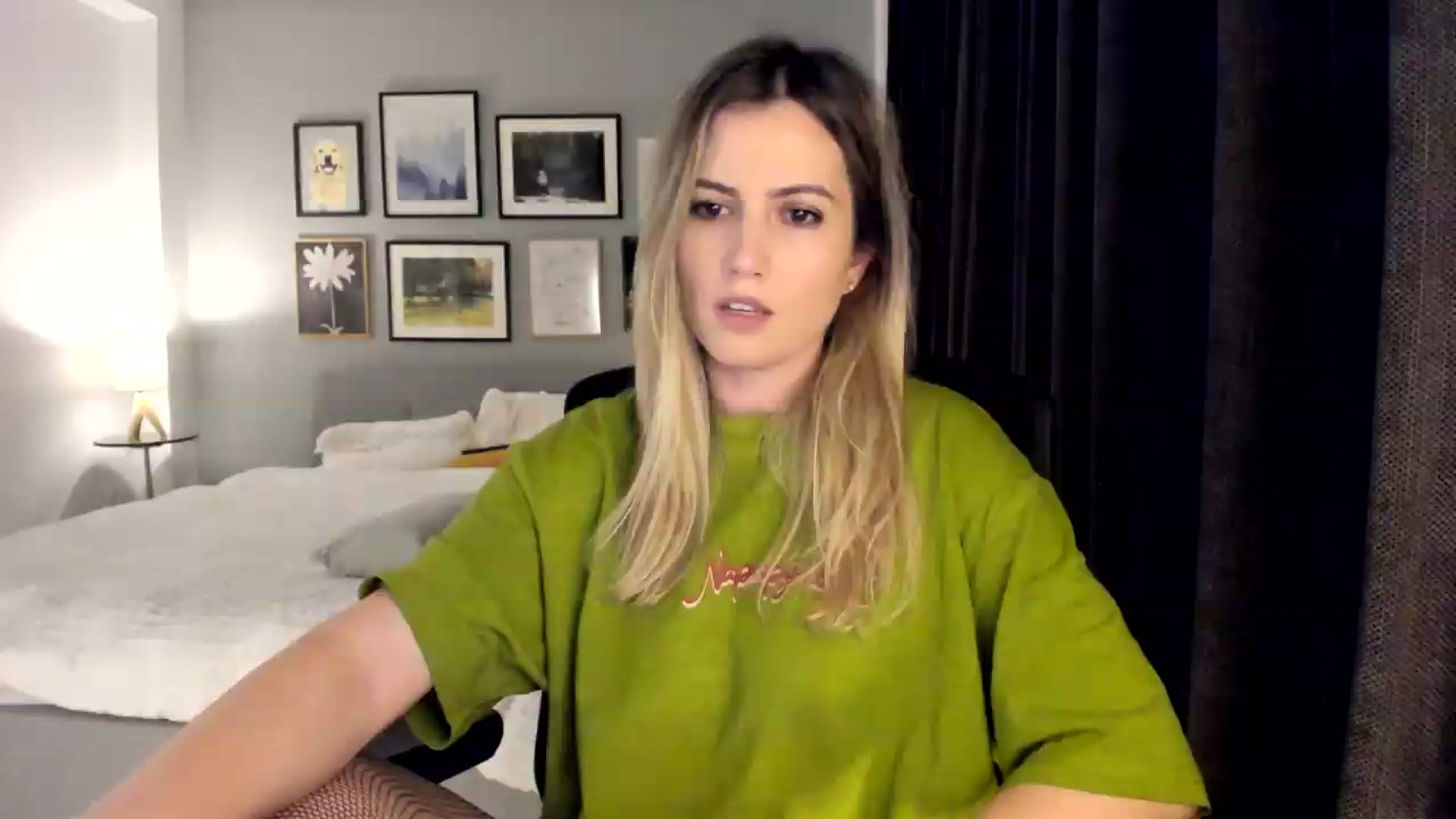Gallery image thumbnail from happyendings_'s myfreecams stream on, 05/31/2026, 21:18 image 3 of 20
