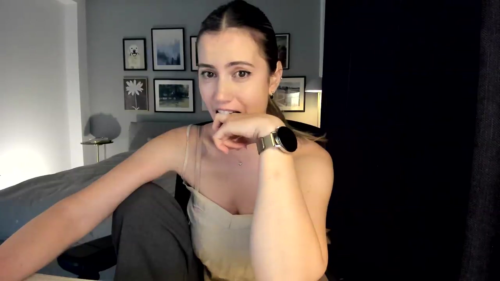 Gallery image thumbnail from happyendings_'s myfreecams stream on, 06/19/2026, 22:45 image 15 of 20