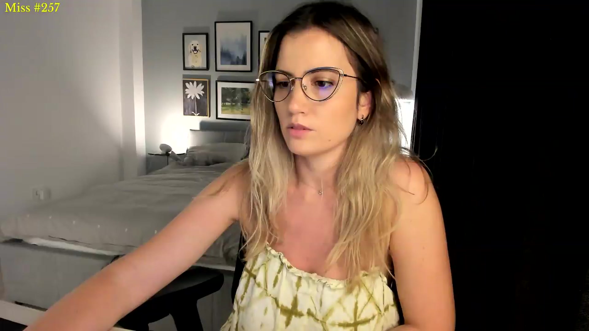 Gallery image thumbnail from happyendings_'s myfreecams stream on, 06/26/2026, 22:58 image 8 of 20