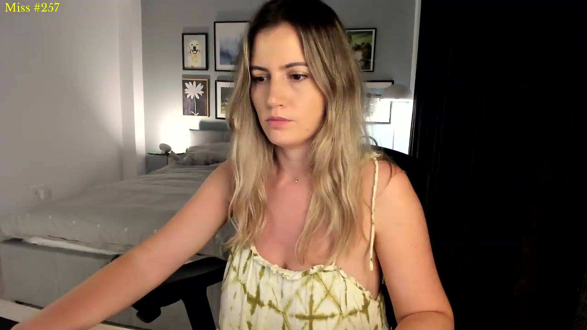 Gallery image thumbnail from happyendings_'s myfreecams stream on, 06/26/2026, 22:58 image 6 of 20