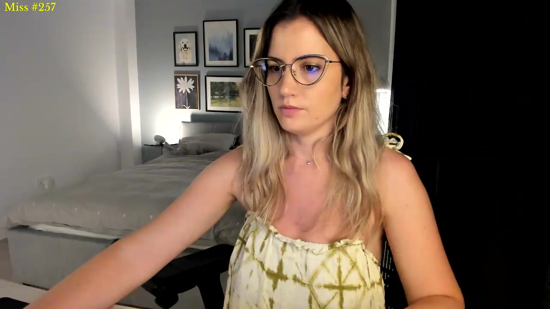 Gallery image thumbnail from happyendings_'s myfreecams stream on, 06/26/2026, 22:58 image 9 of 20