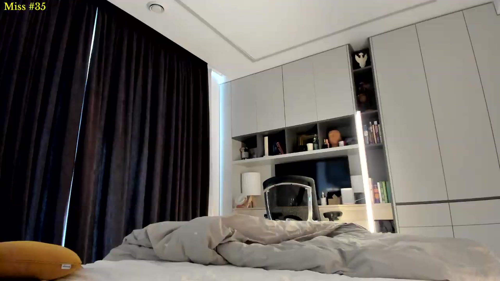 Gallery image thumbnail from happyendings_'s myfreecams stream on, 07/01/2026, 08:13 image 9 of 20
