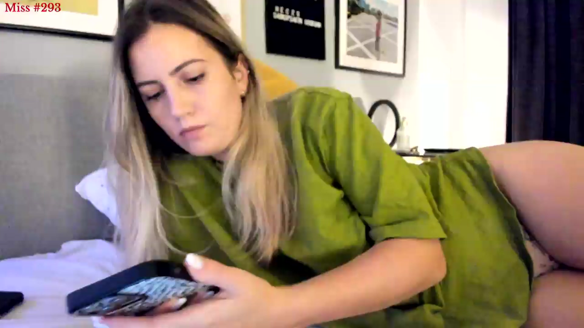 Gallery image thumbnail from happyendings_'s myfreecams stream on, 08/25/2026, 21:33 image 1 of 20